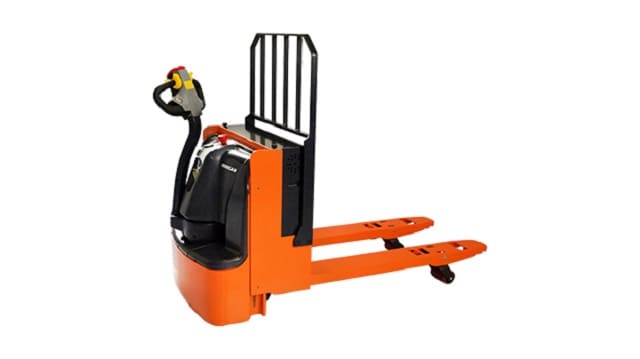 Xe nâng điện mini tay cao tiện cho việc điều khiển