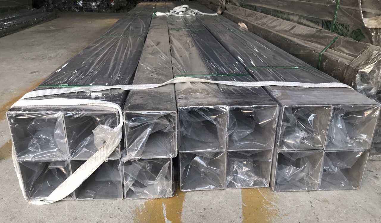 gia hop vuong inox 2 optimized